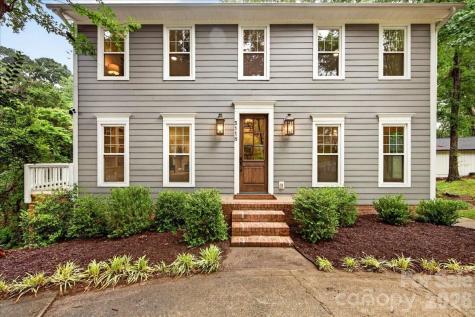 5118 Rosewater Court Charlotte NC 28226