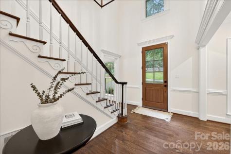 5118 Rosewater Court Charlotte NC 28226