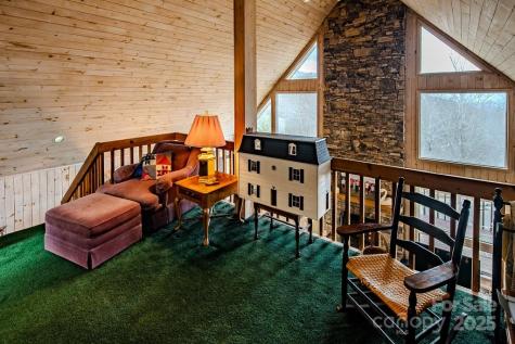 130 Skiway Circle Beech Mountain NC 28604