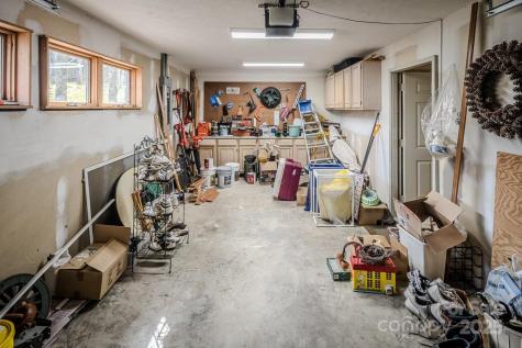 130 Skiway Circle Beech Mountain NC 28604