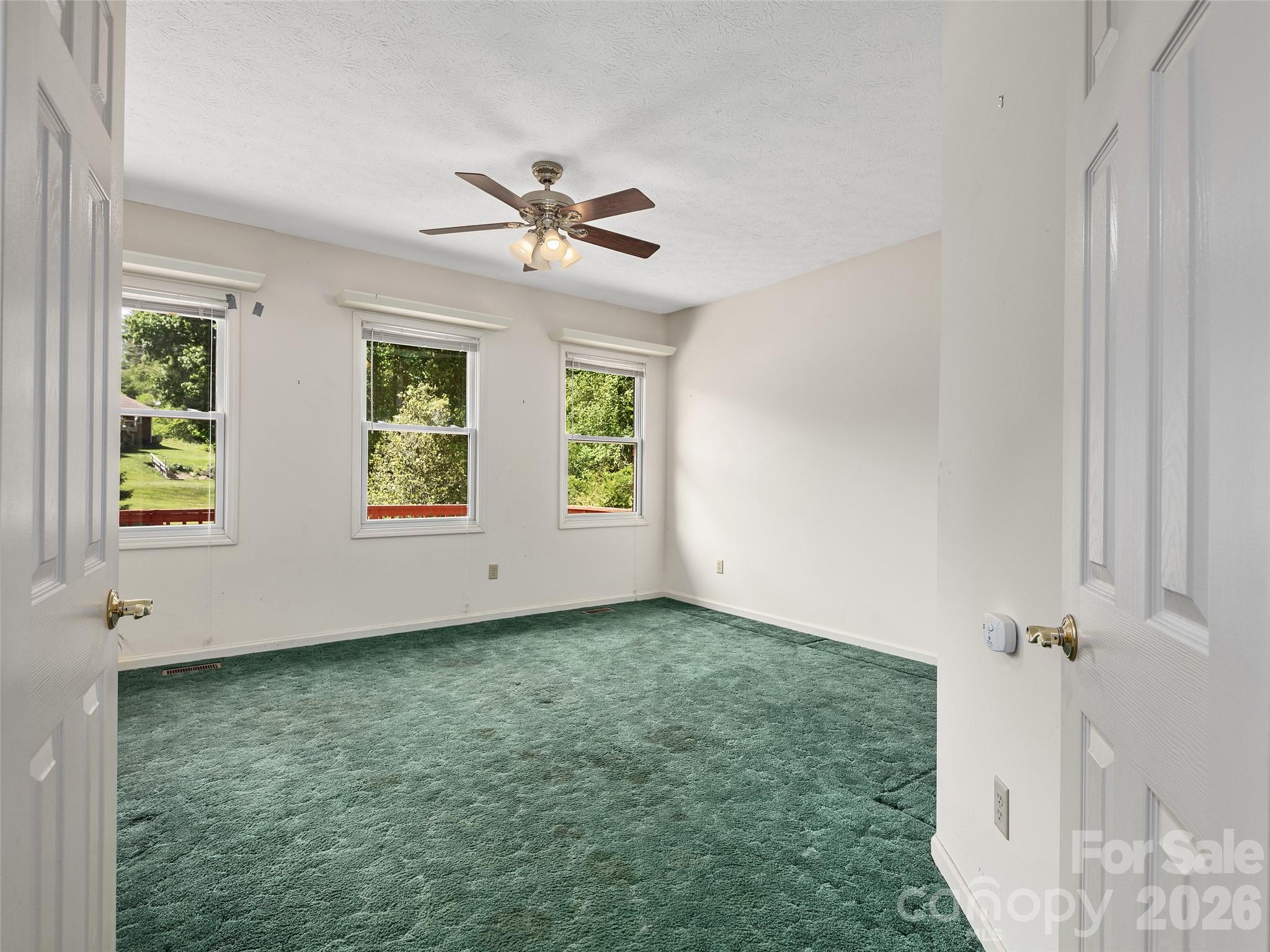 39 Beaumont Drive Hendersonville NC 28739