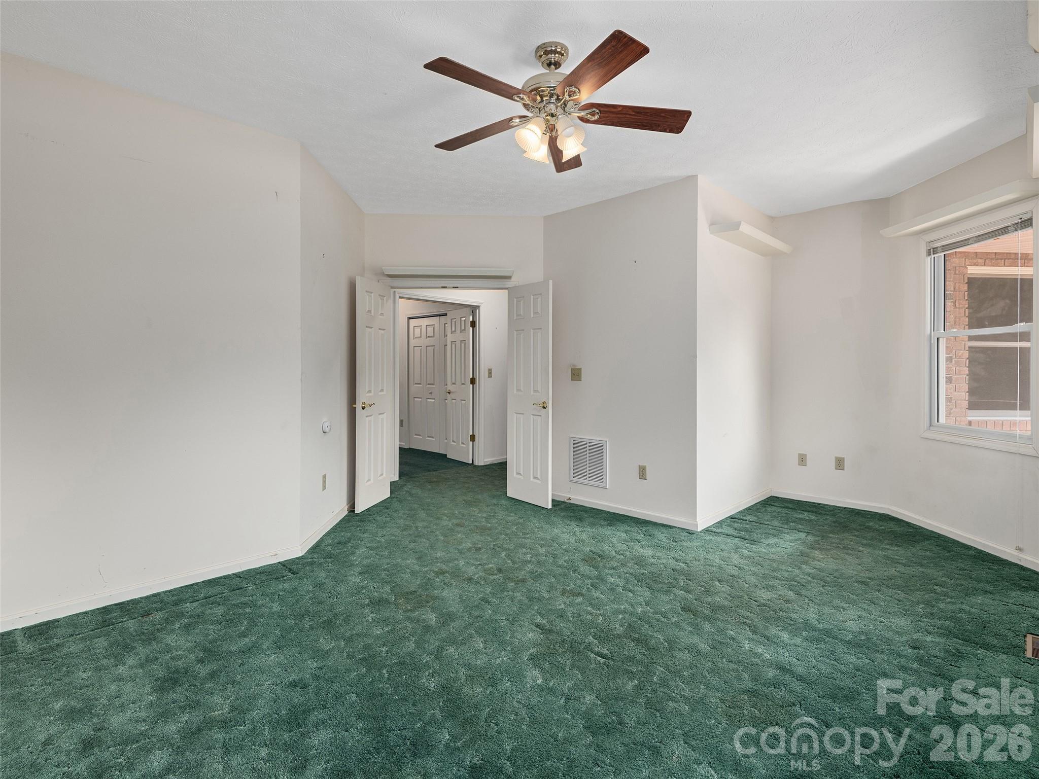 39 Beaumont Drive Hendersonville NC 28739