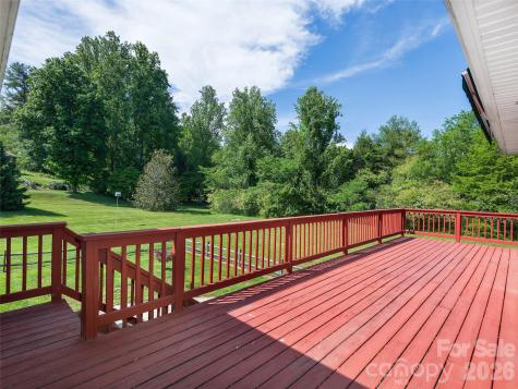 39 Beaumont Drive Hendersonville NC 28739