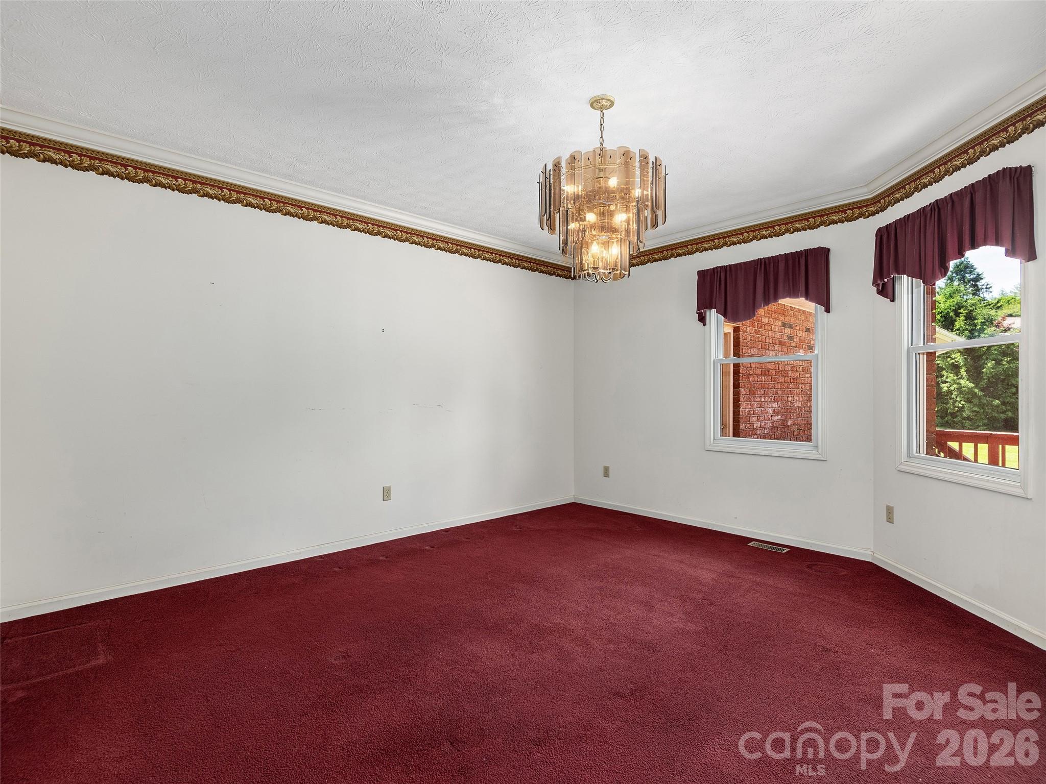 39 Beaumont Drive Hendersonville NC 28739