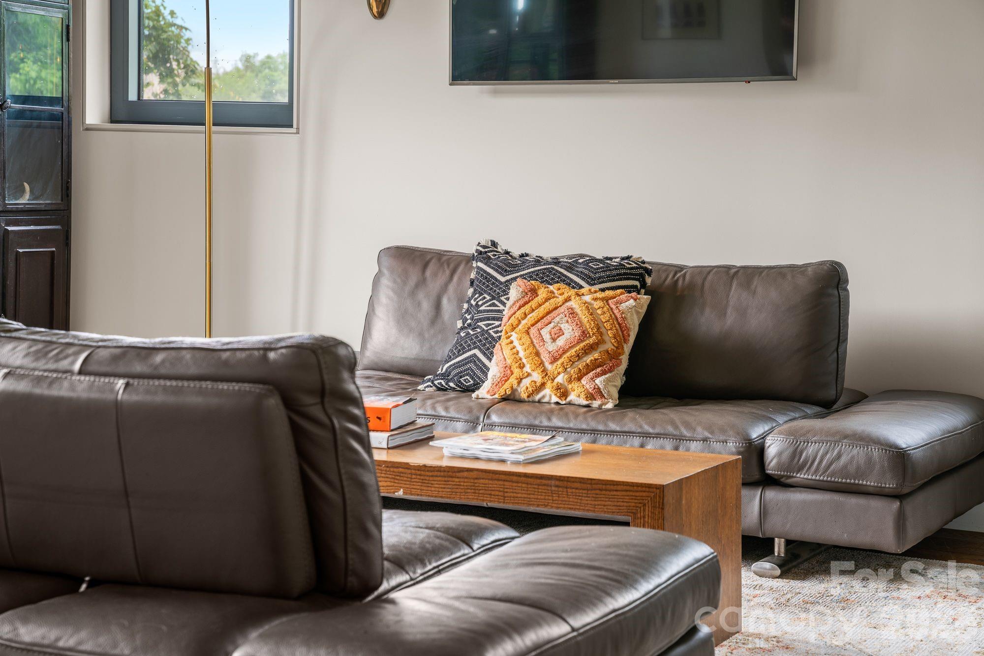 53 Buchanan Place Asheville NC 28801