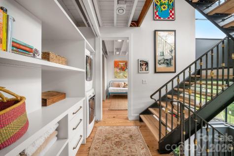 53 Buchanan Place Asheville NC 28801