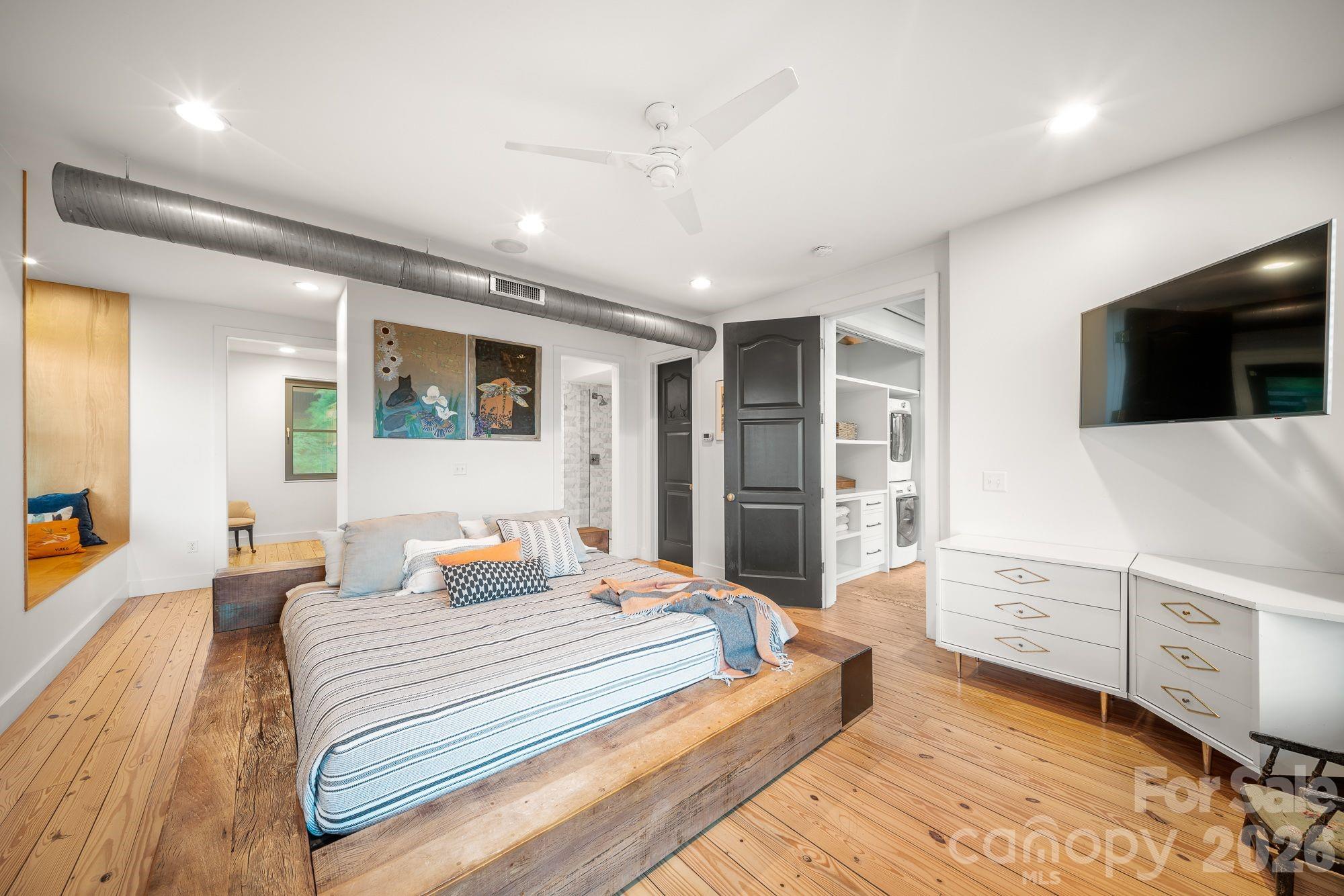 53 Buchanan Place Asheville NC 28801