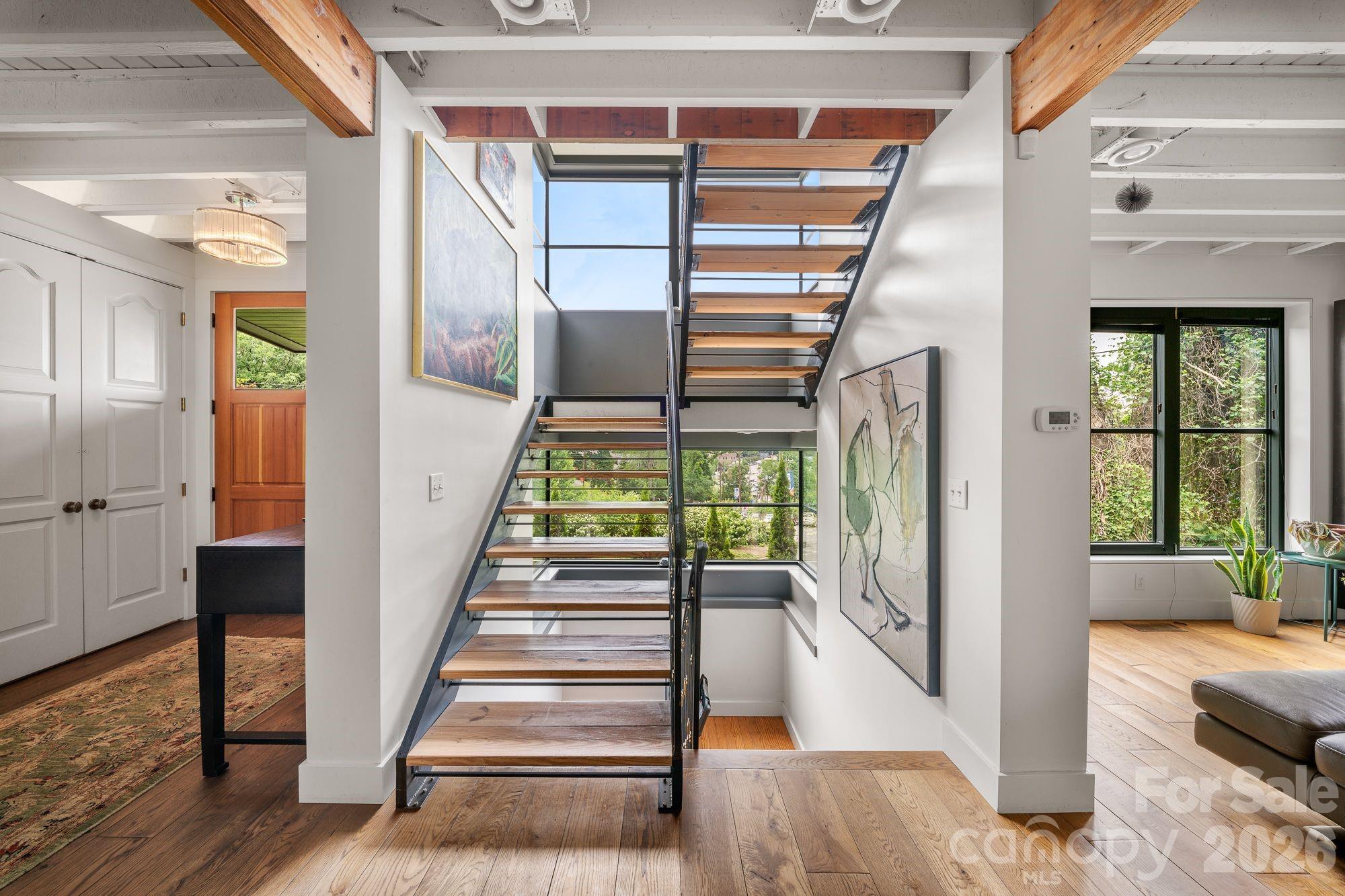 53 Buchanan Place Asheville NC 28801