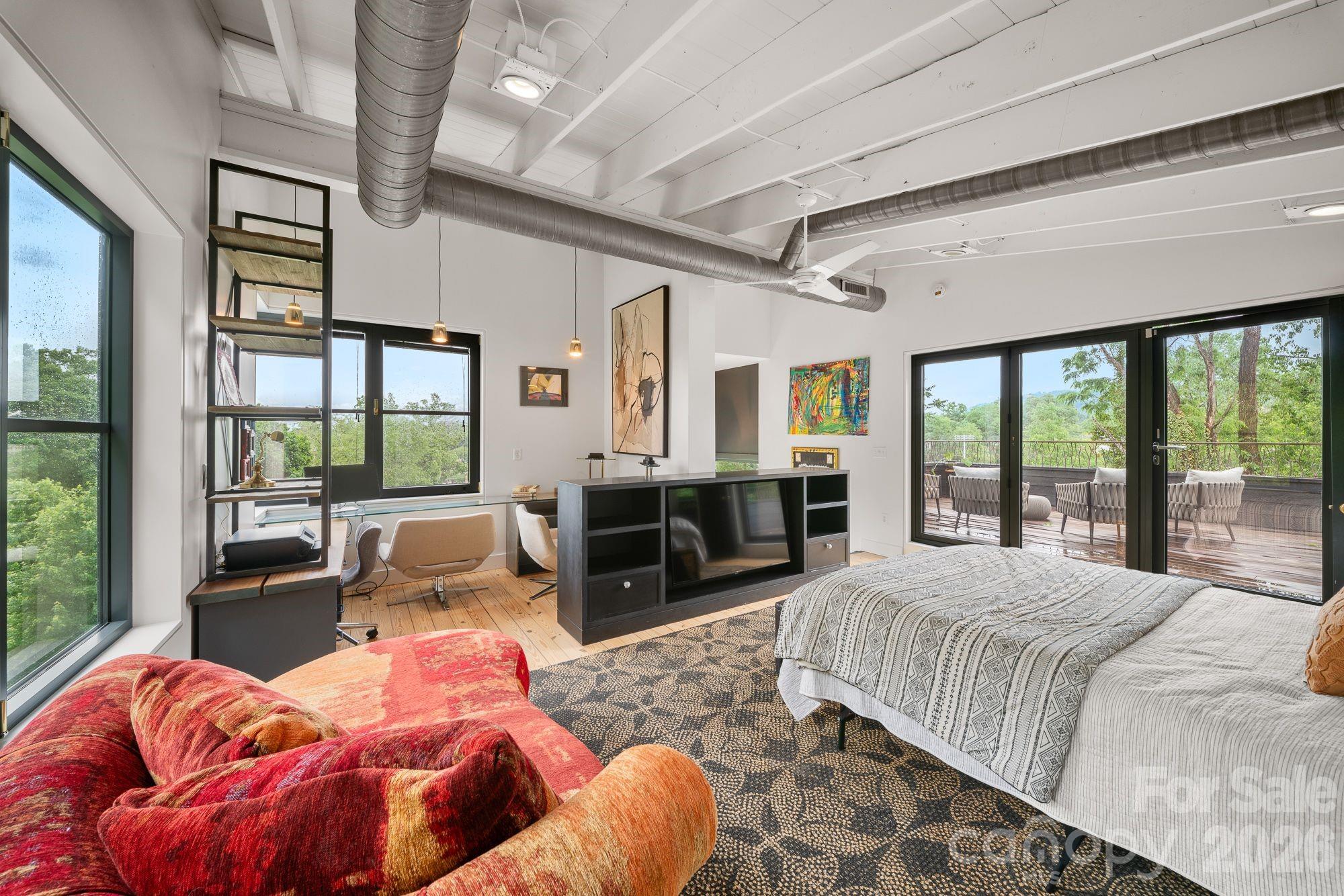 53 Buchanan Place Asheville NC 28801