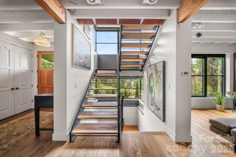 53 Buchanan Place Asheville NC 28801