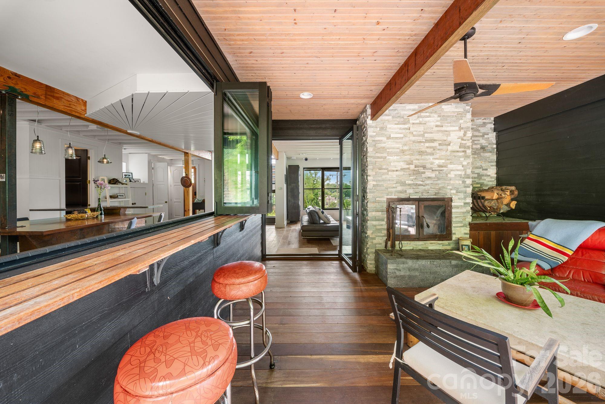 53 Buchanan Place Asheville NC 28801