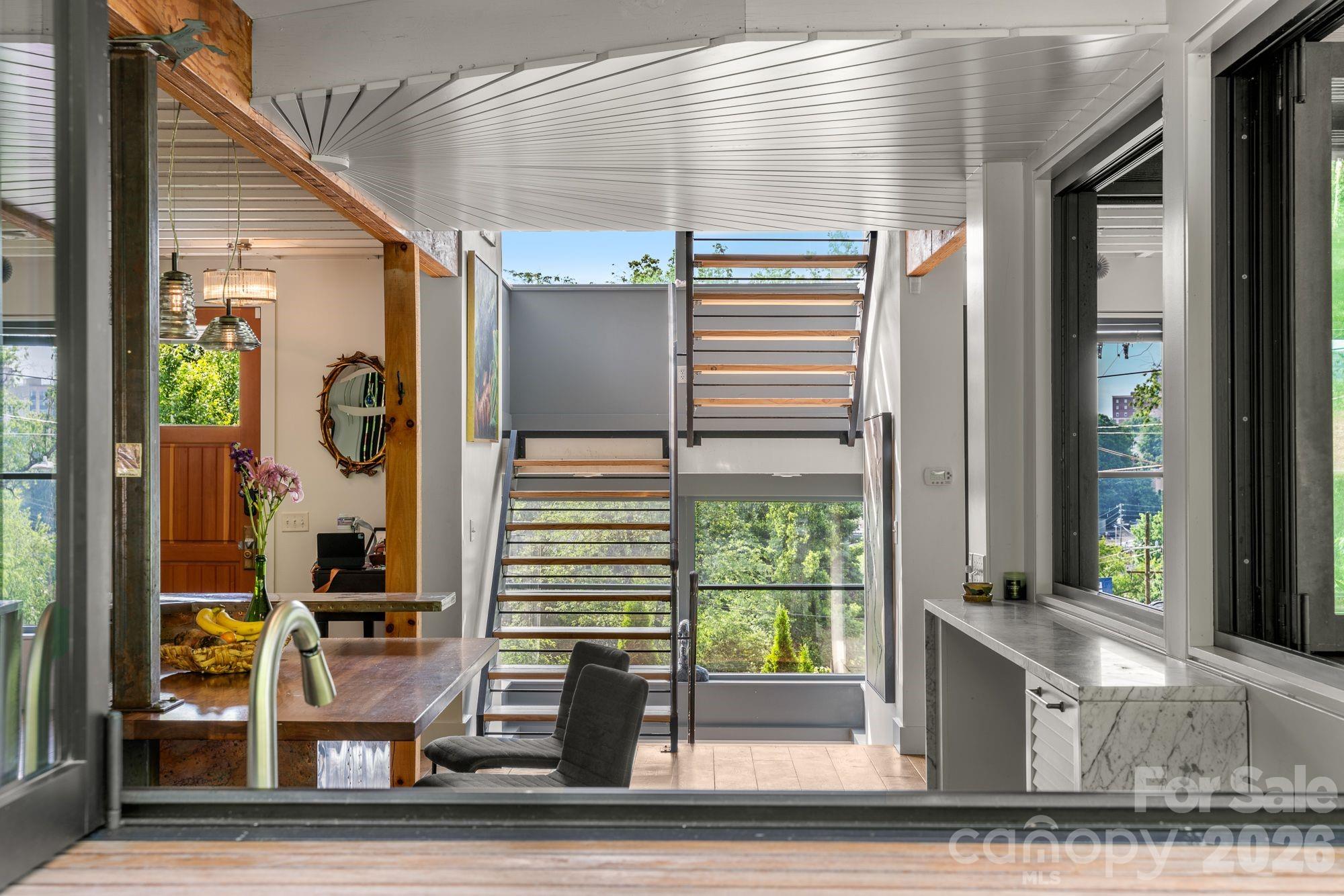 53 Buchanan Place Asheville NC 28801