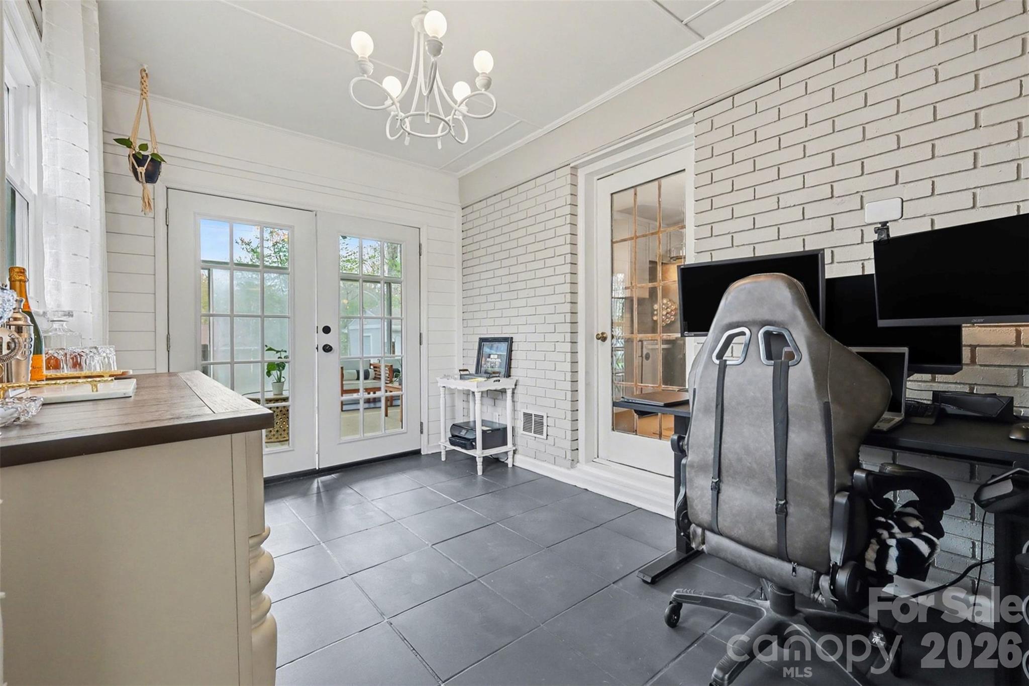 2233 Stonewood Drive Charlotte NC 28210