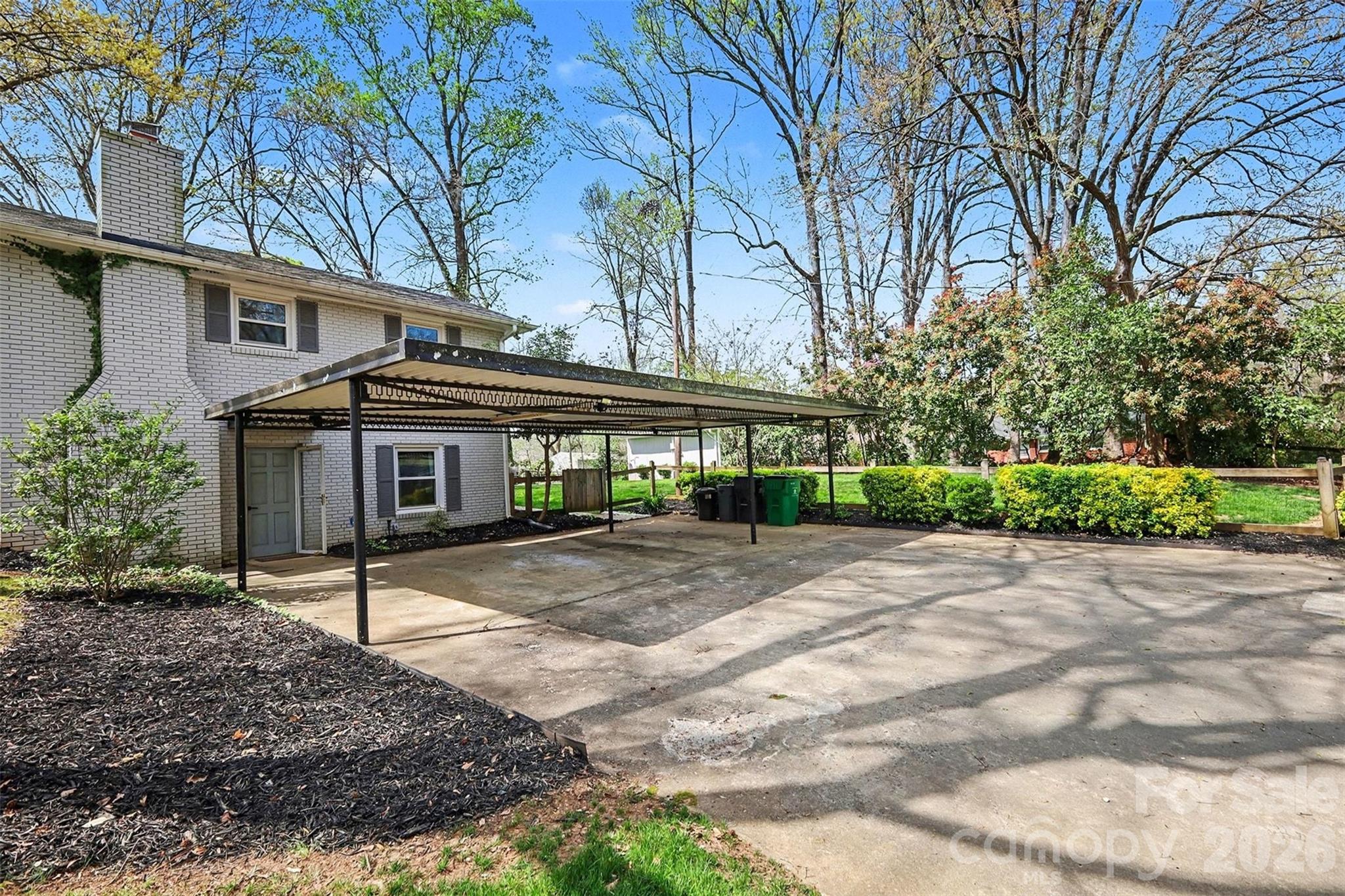2233 Stonewood Drive Charlotte NC 28210