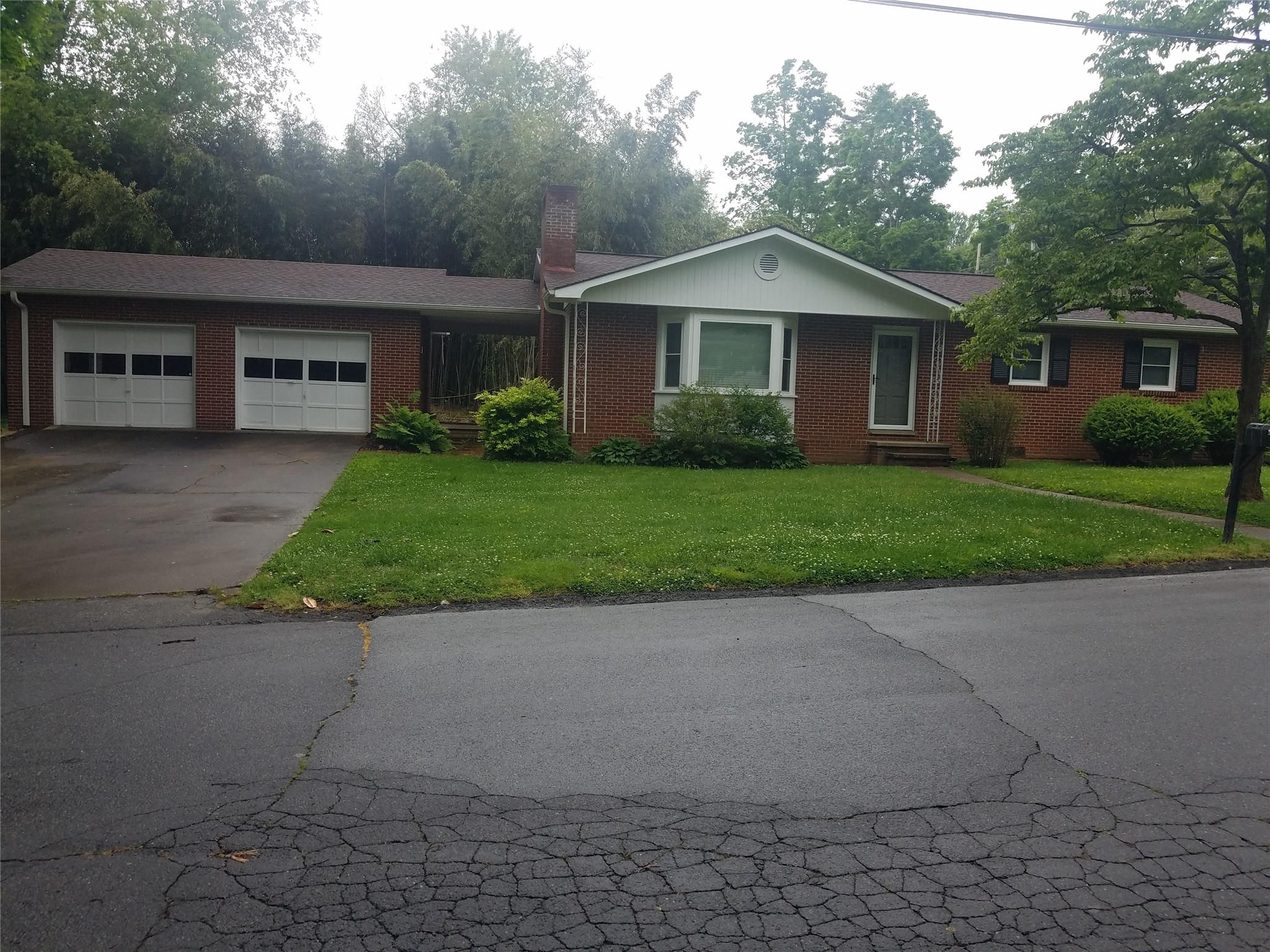 24 Short Street Waynesville NC 28786