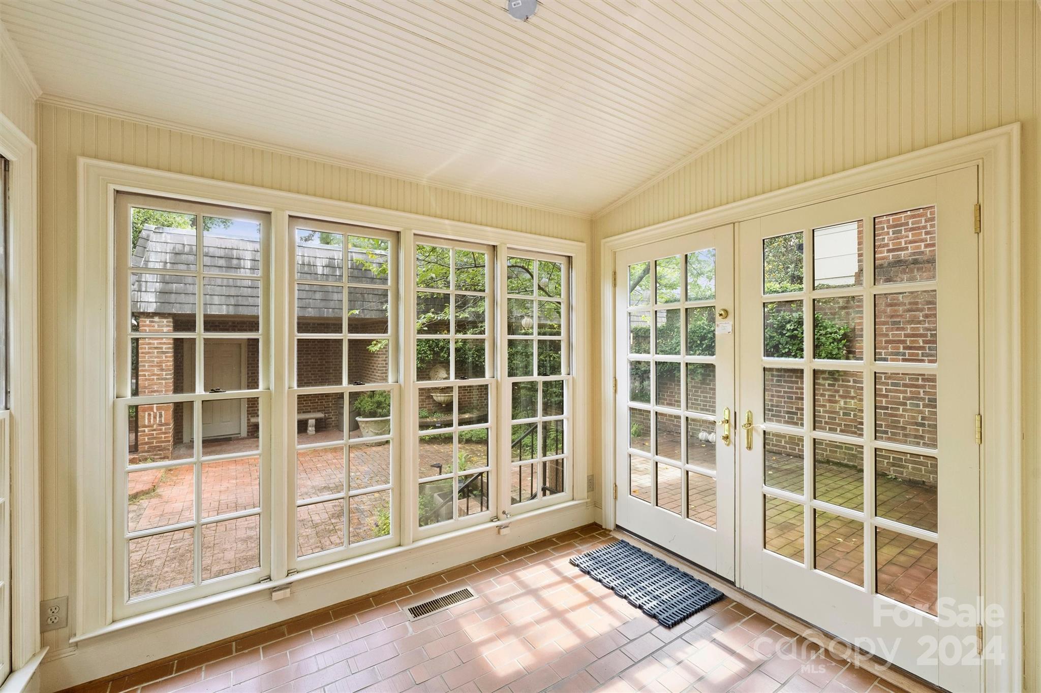 231 Perrin Place Charlotte NC 28207