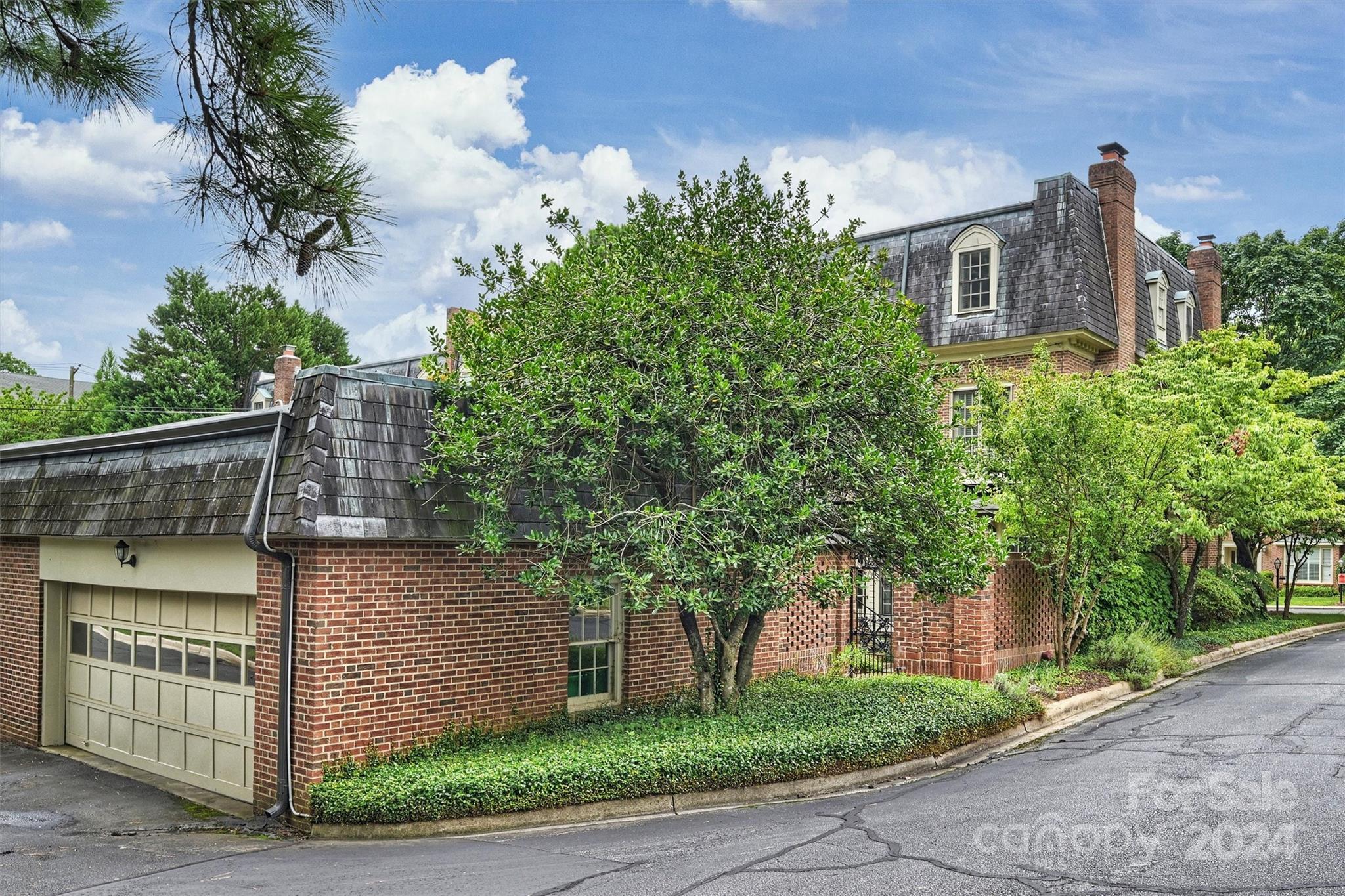 231 Perrin Place Charlotte NC 28207
