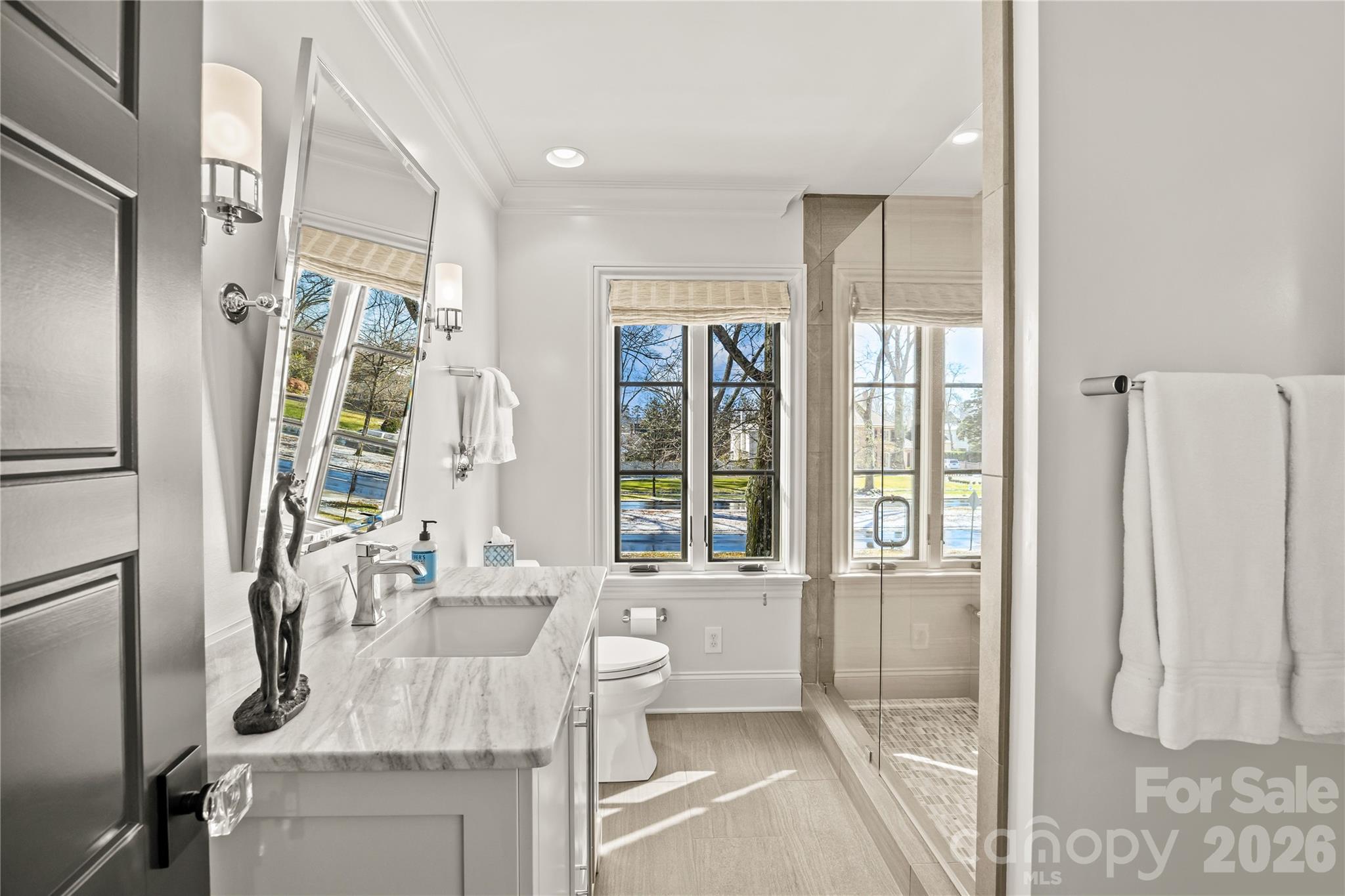 1935 Queens Road W Charlotte NC 28207