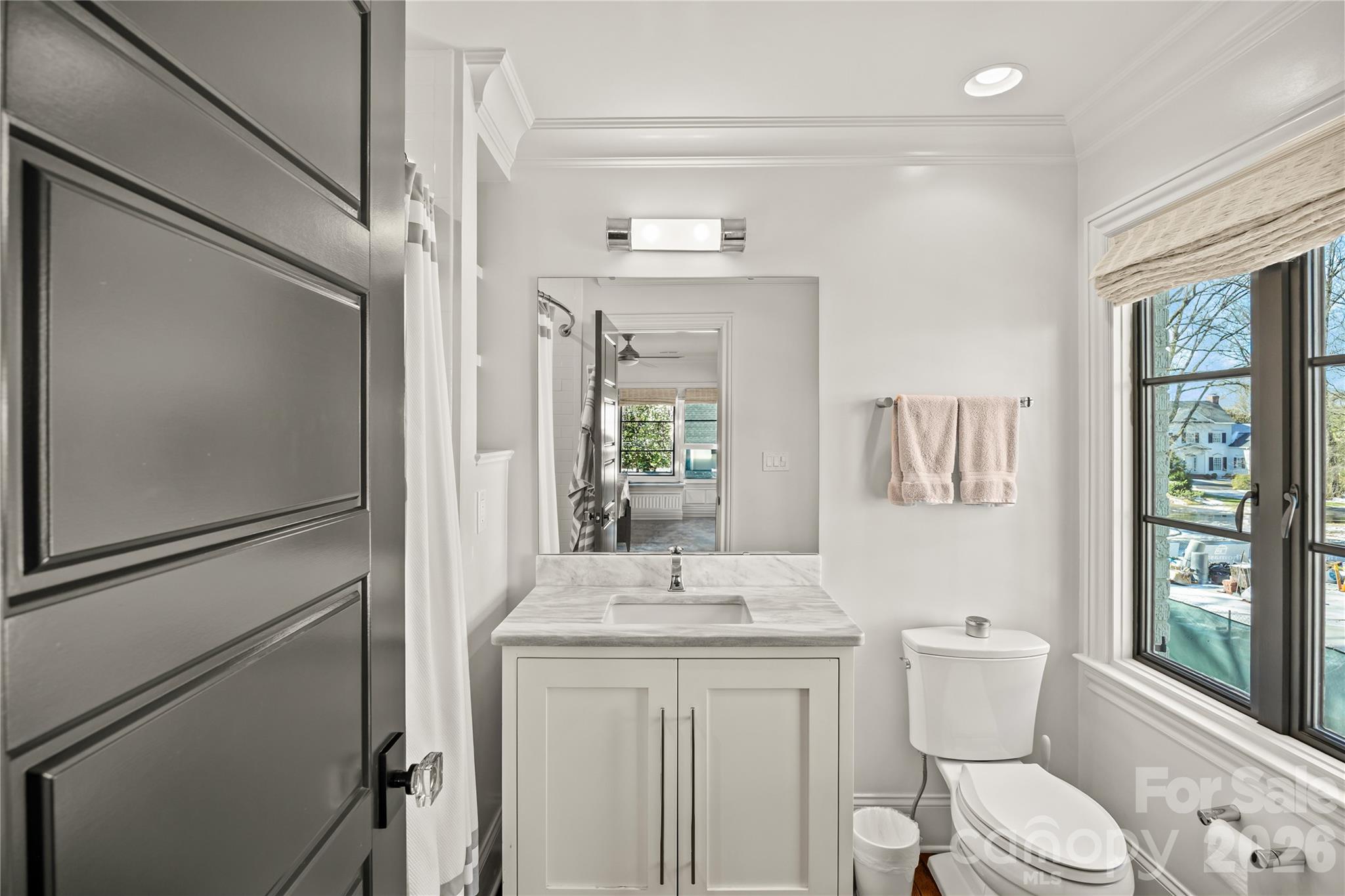 1935 Queens Road W Charlotte NC 28207