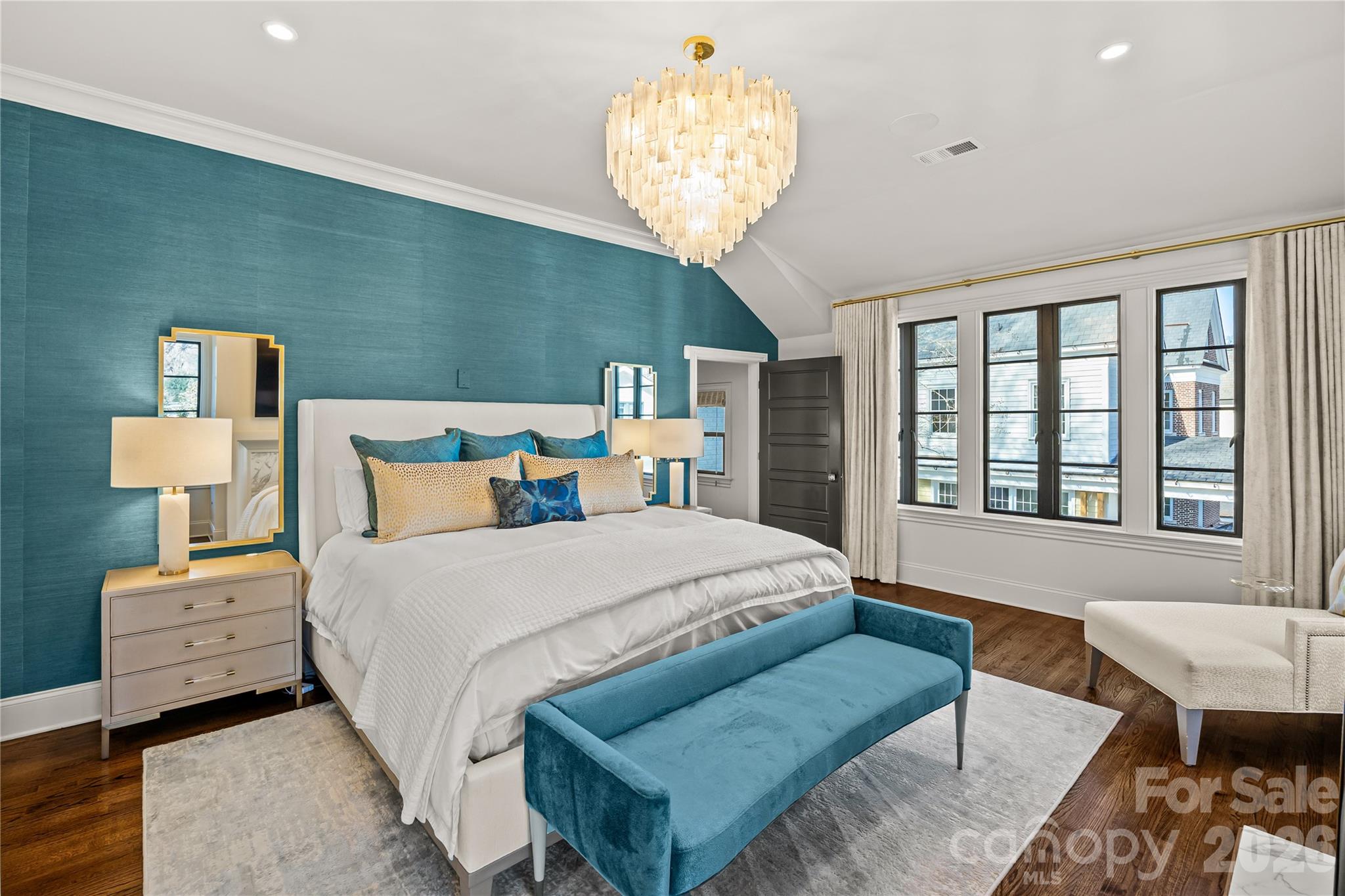 1935 Queens Road W Charlotte NC 28207