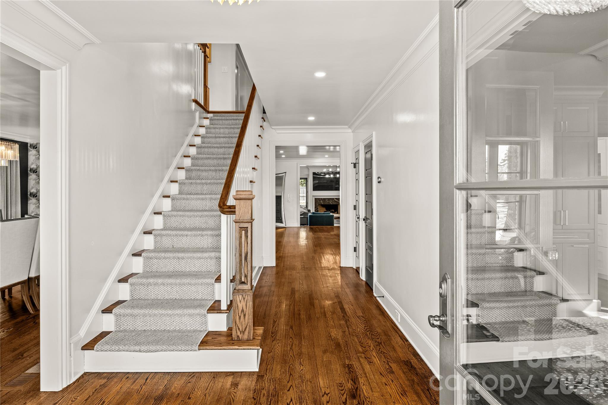 1935 Queens Road W Charlotte NC 28207