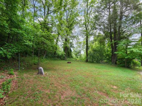 24 Piney Ridge Mountain Road Zirconia NC 28790