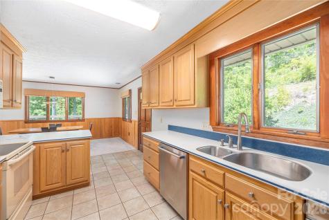 250 Lynn Cove Road Asheville NC 28804