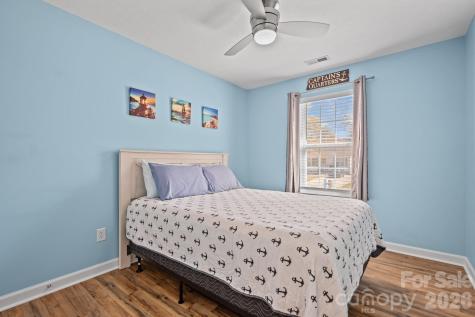 137 NE 4th Street Oak Island NC 28465