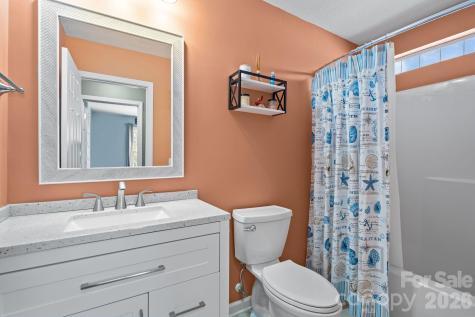 137 NE 4th Street Oak Island NC 28465