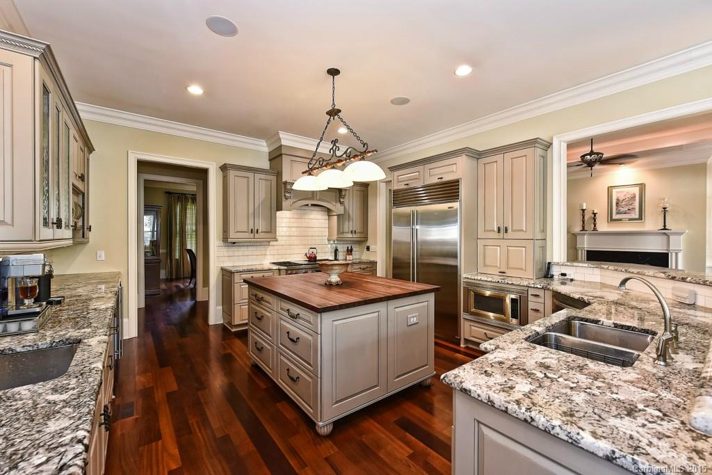 9220 Heydon Hall Circle Charlotte NC 28210