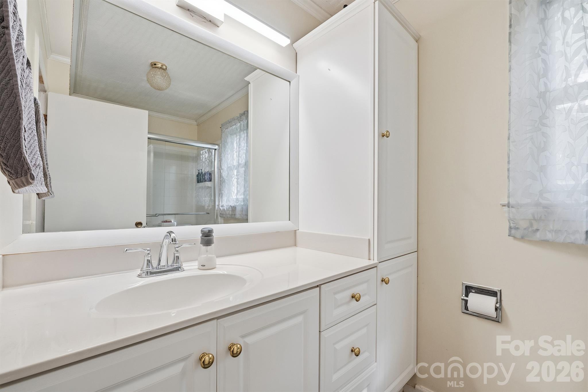 305 W 9th Street Newton NC 28658