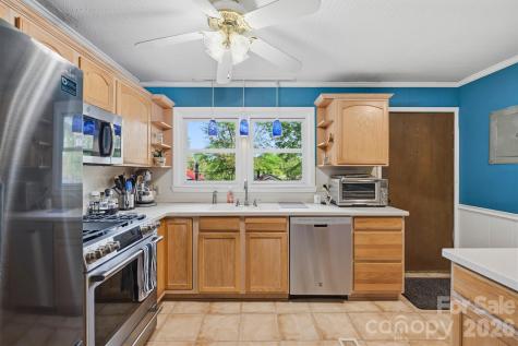 305 W 9th Street Newton NC 28658