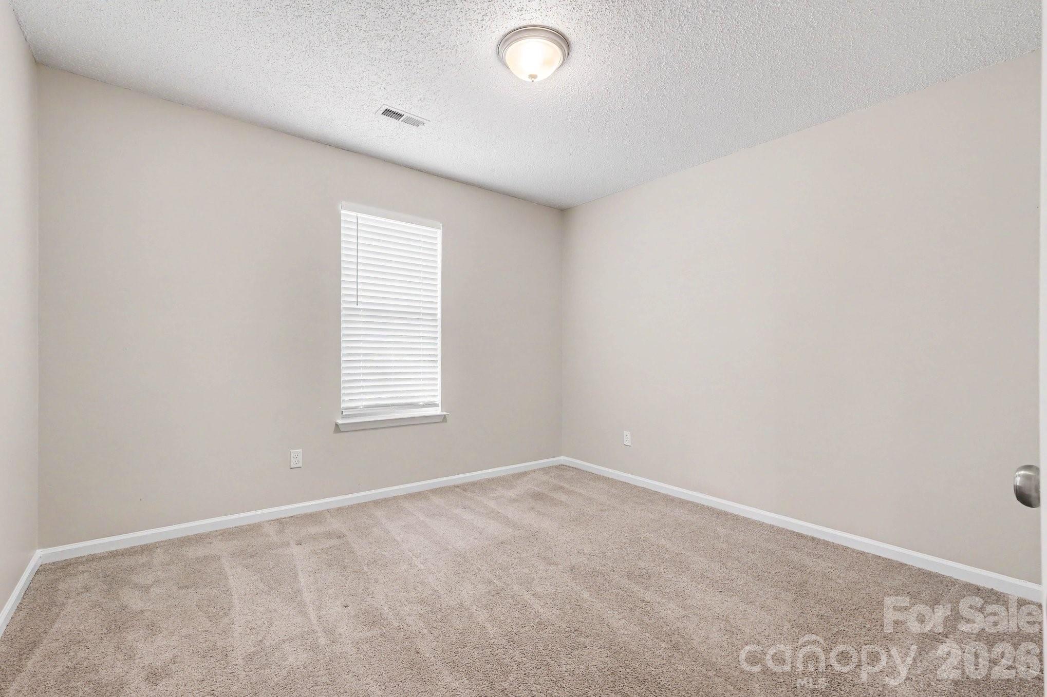 5463 Realtree Lane Charlotte NC 28214