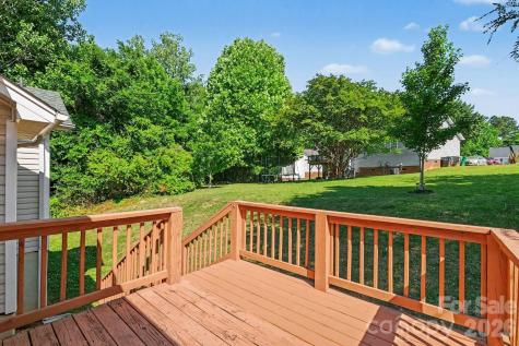 5463 Realtree Lane Charlotte NC 28214