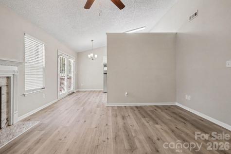 5463 Realtree Lane Charlotte NC 28214