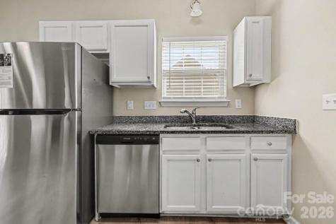 5463 Realtree Lane Charlotte NC 28214