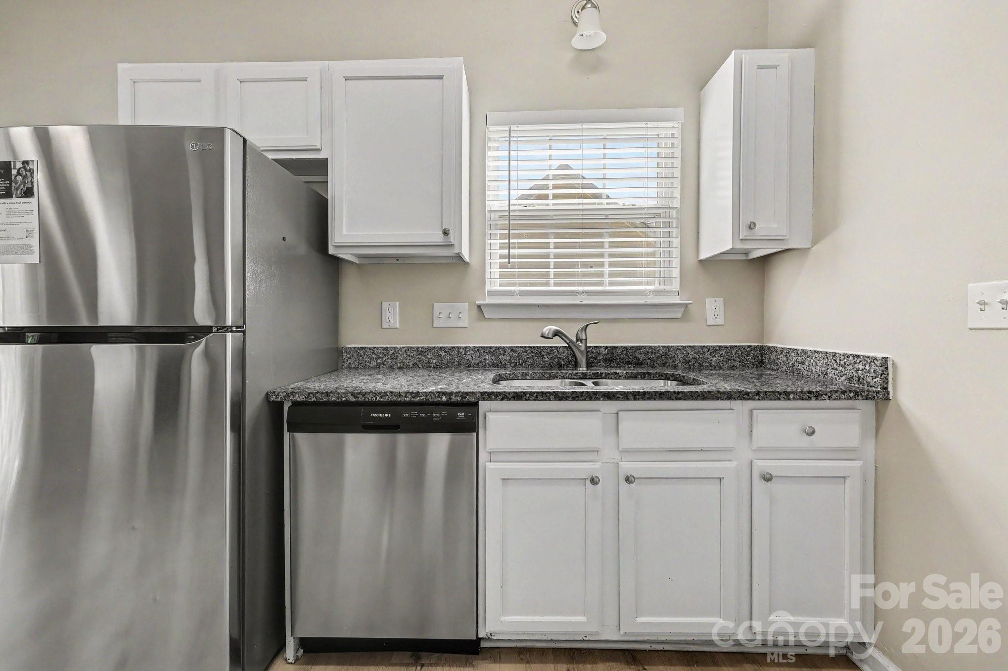 5463 Realtree Lane Charlotte NC 28214
