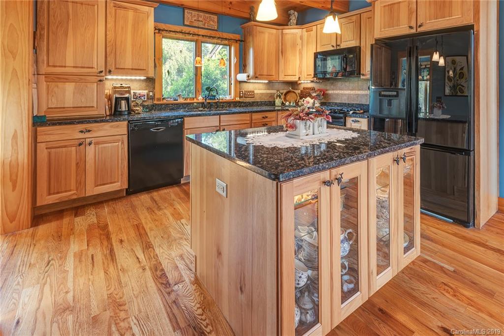 76 Pleasant Grove Road Weaverville NC 28787