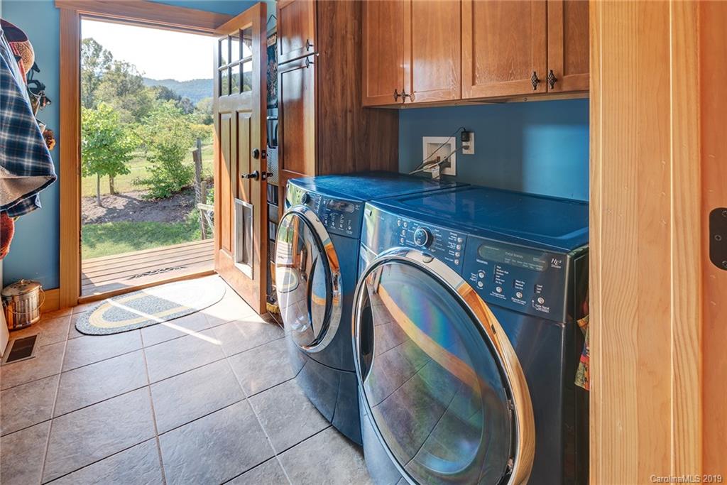 76 Pleasant Grove Road Weaverville NC 28787