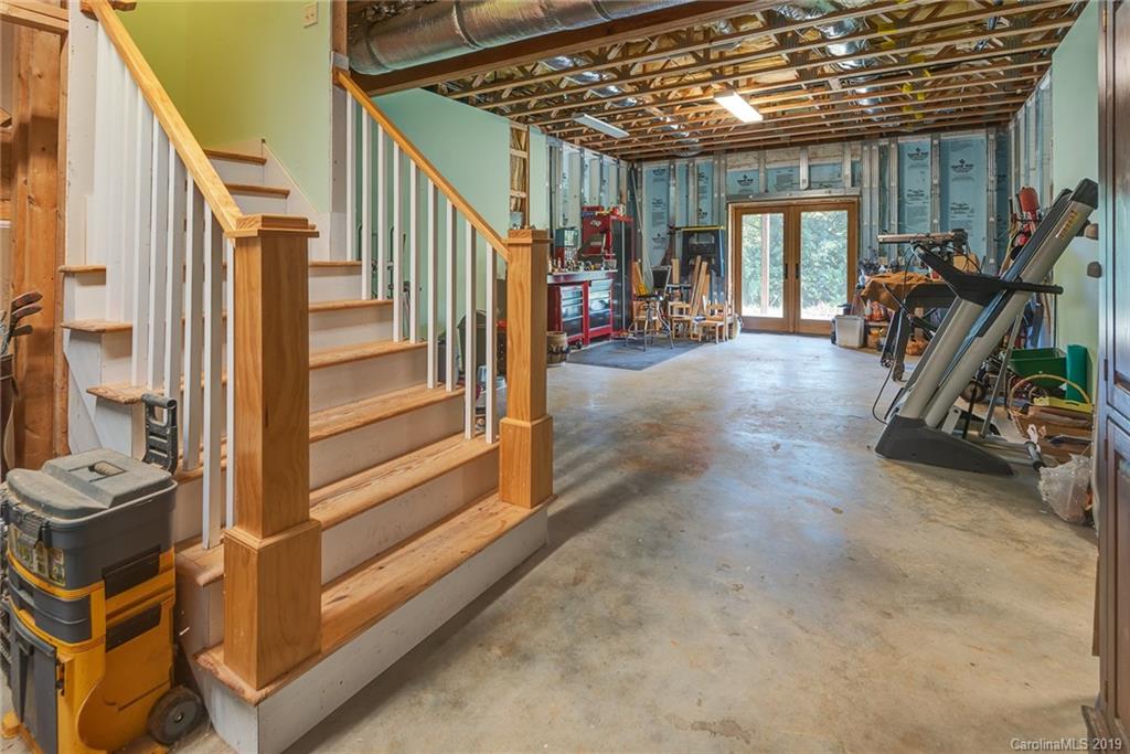 76 Pleasant Grove Road Weaverville NC 28787