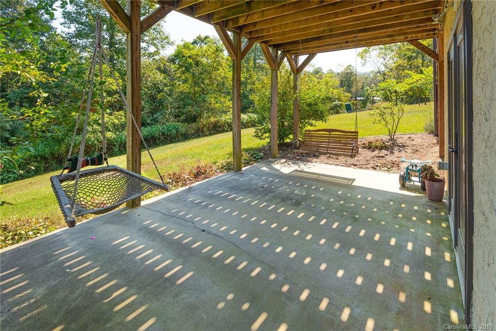 76 Pleasant Grove Road Weaverville NC 28787