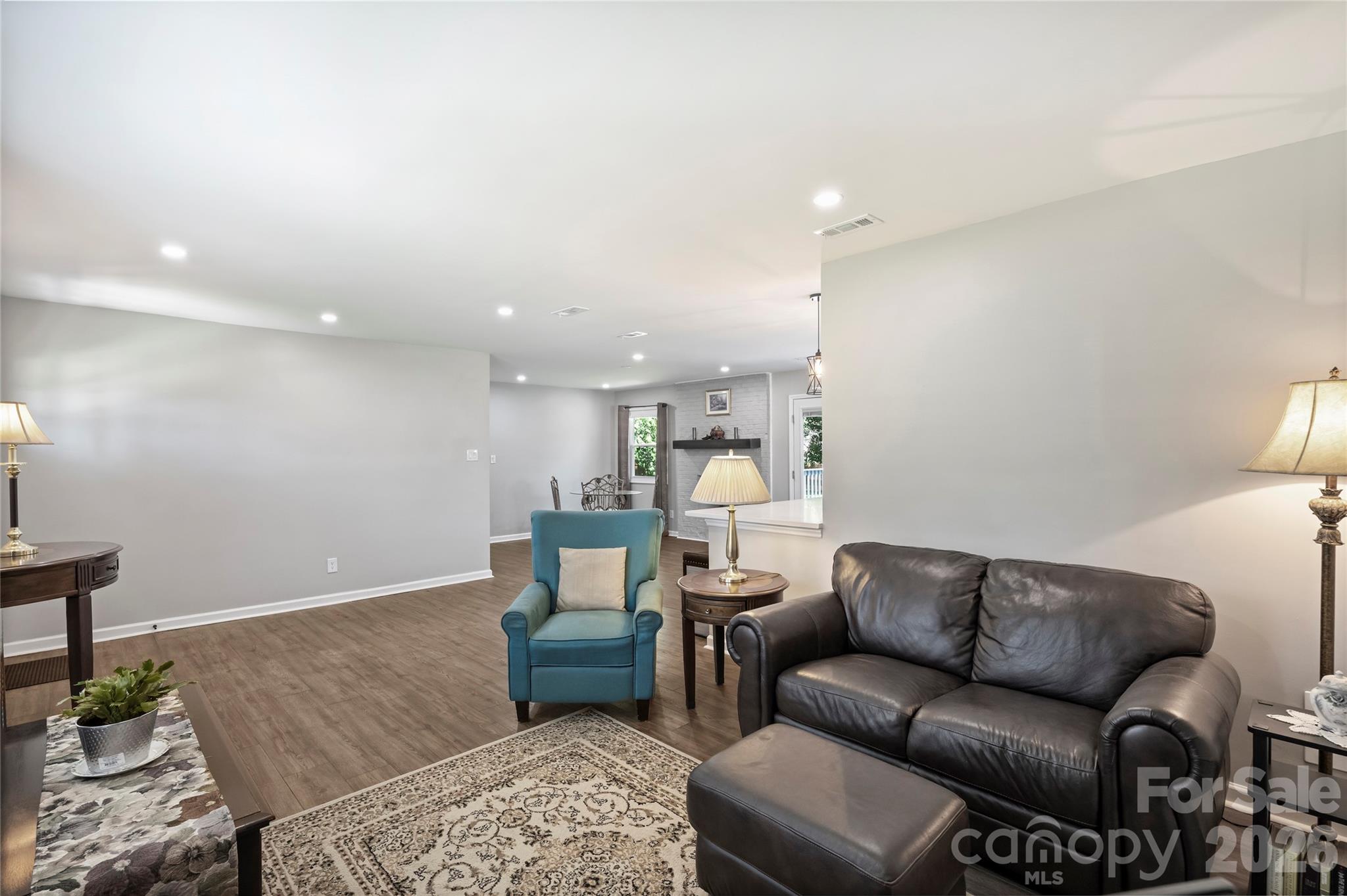 3724 Cobbleridge Drive Charlotte NC 28215