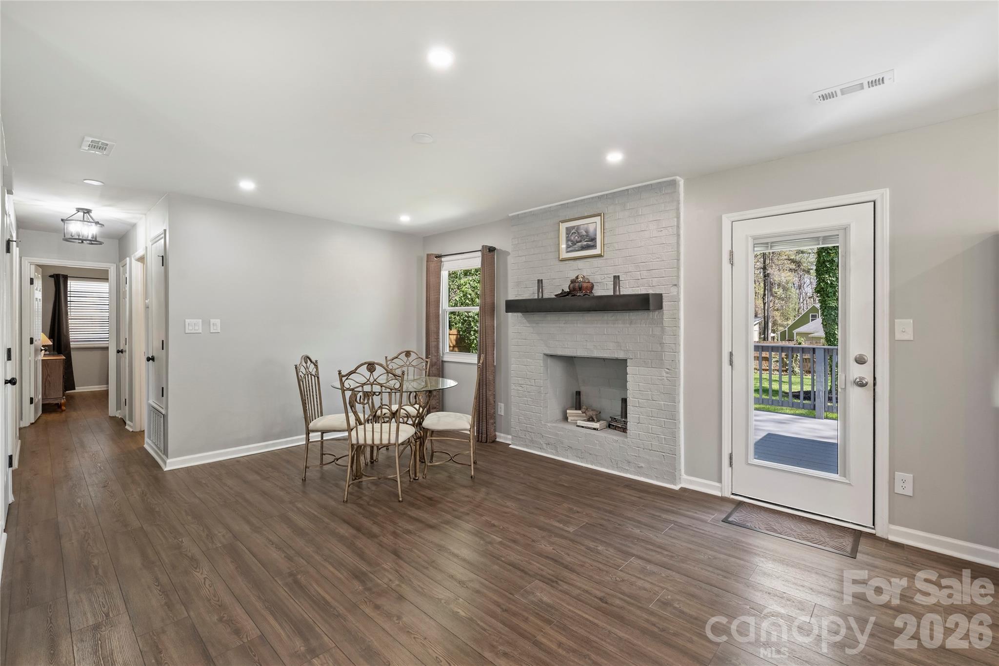 3724 Cobbleridge Drive Charlotte NC 28215