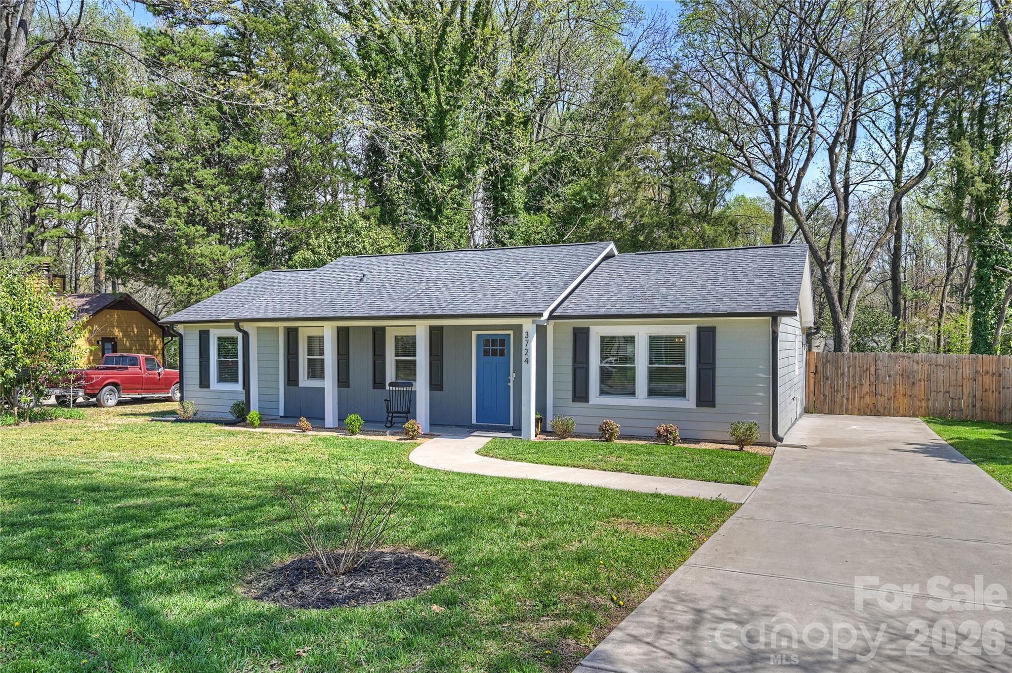 3724 Cobbleridge Drive Charlotte NC 28215
