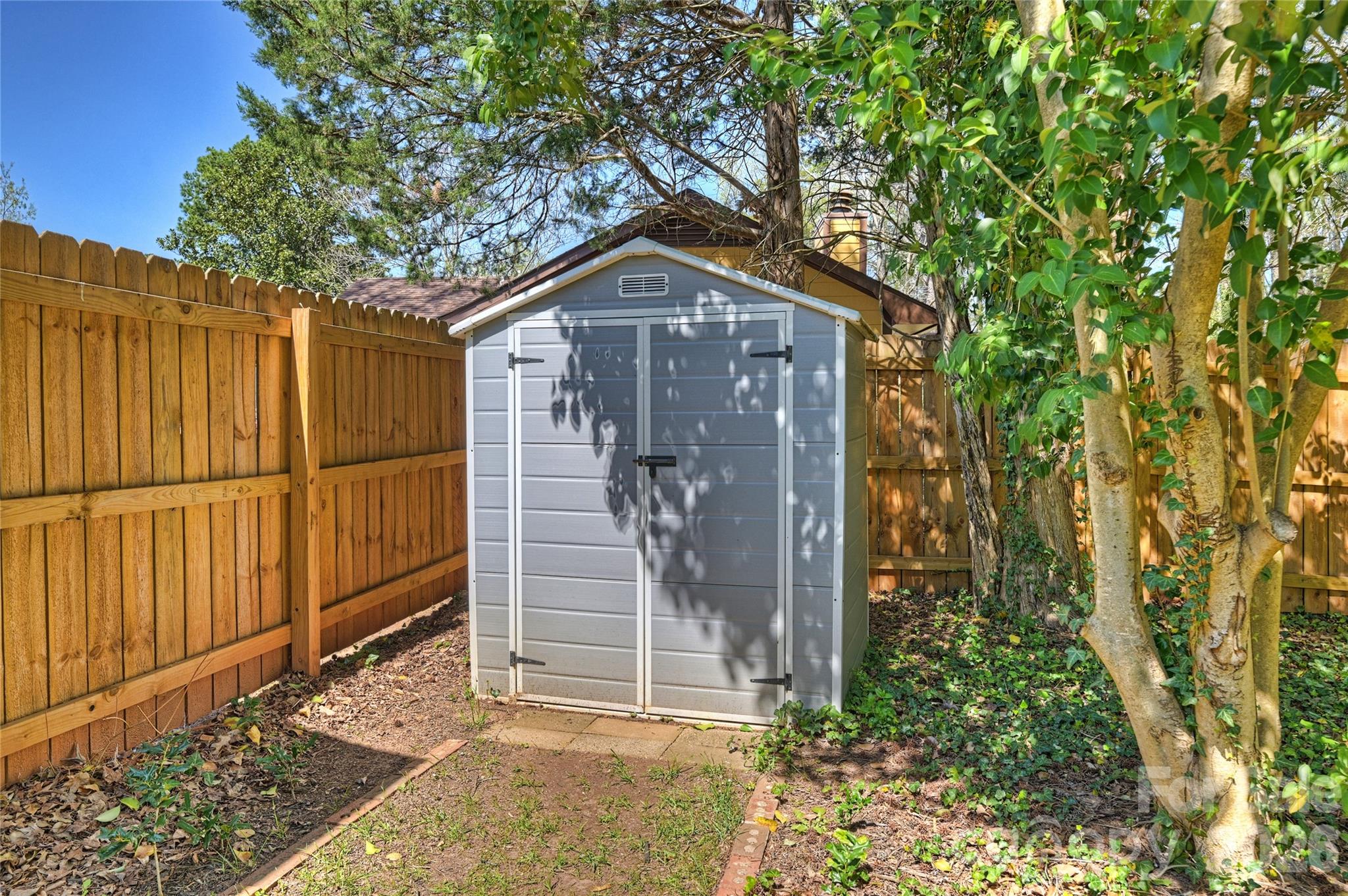 3724 Cobbleridge Drive Charlotte NC 28215