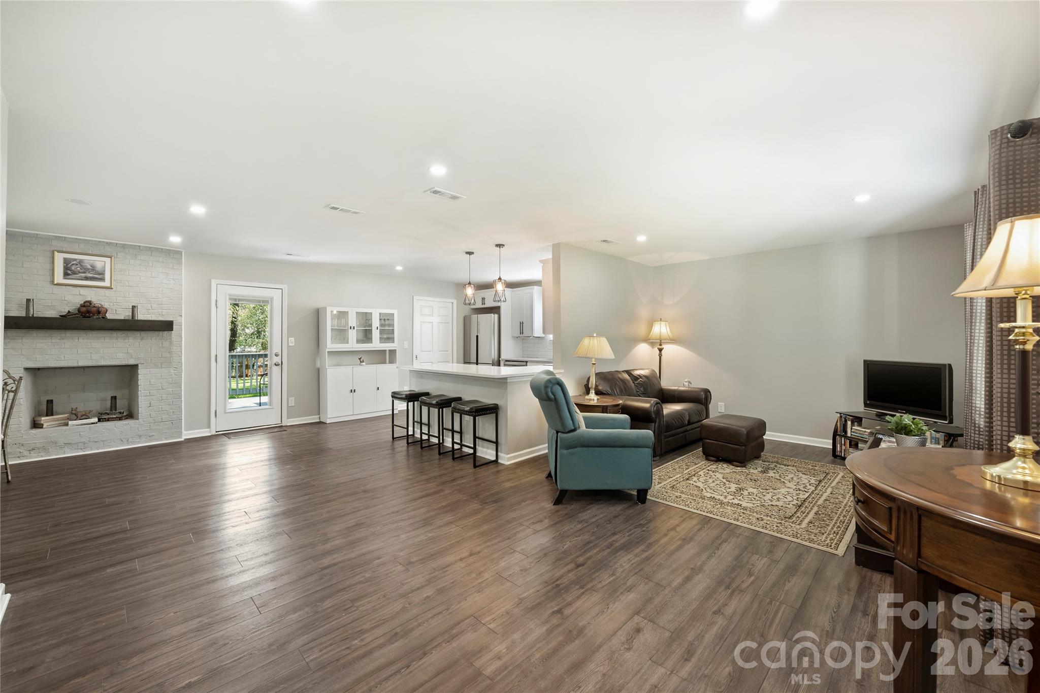 3724 Cobbleridge Drive Charlotte NC 28215