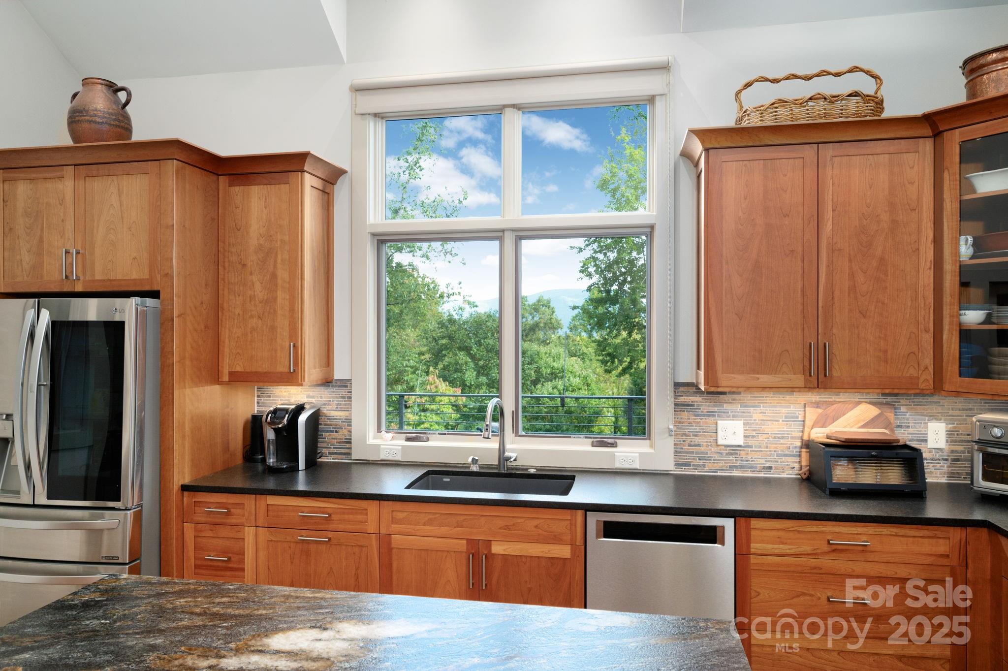 16 Faulkner Avenue Asheville NC 28805