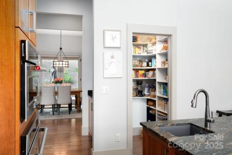 16 Faulkner Avenue Asheville NC 28805