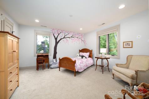 16 Faulkner Avenue Asheville NC 28805