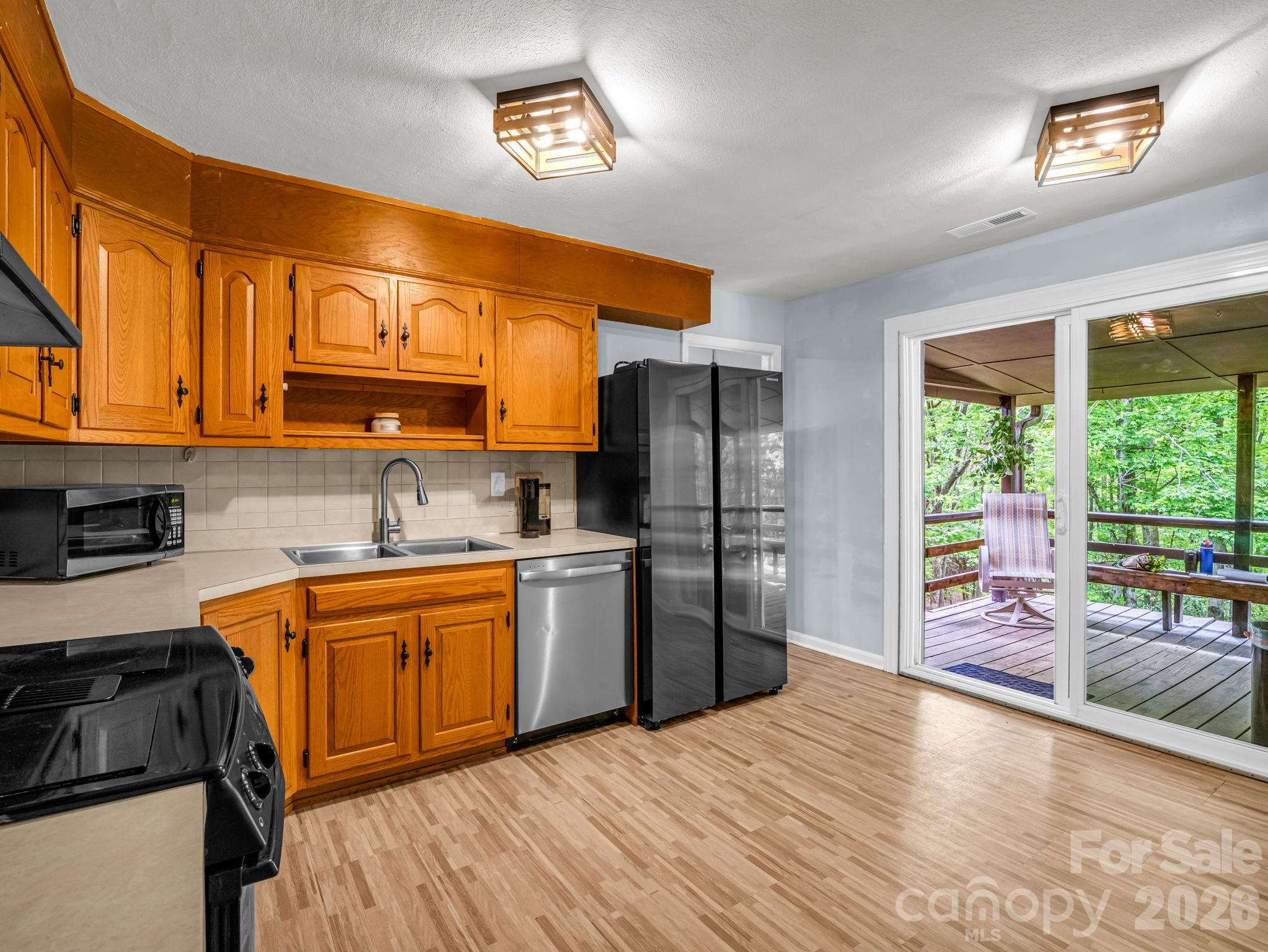 92 Greenwood Acres Drive Mills River NC 28759